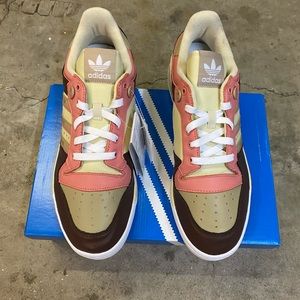 Adidas x human made rivalry -uk 10 us 10.5